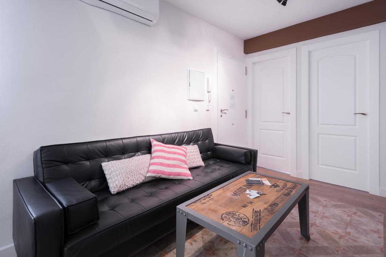 Malagasuite City Center Capuchinos Экстерьер фото
